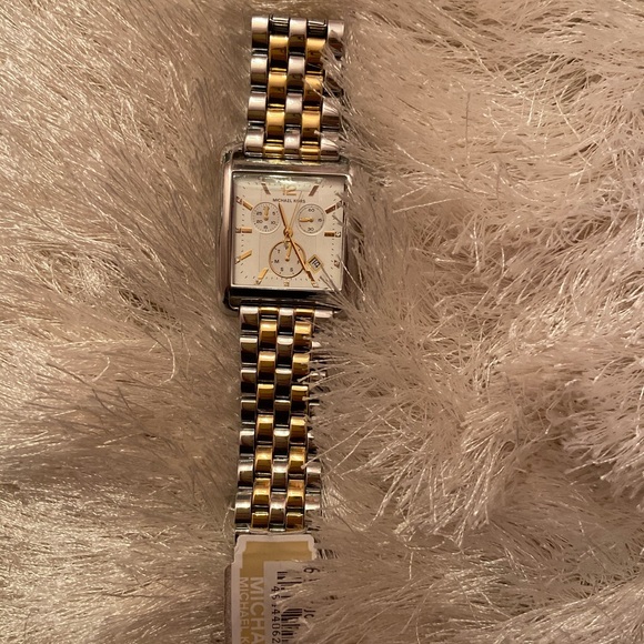 BNWT WOMENS MICHAEL KORS WATCH - Picture 3 of 11